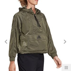 Adidas cropped windbreaker NWT